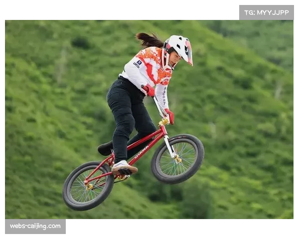 意外频发的一天：BMX世锦赛资格赛因连串摔车事故多次中断